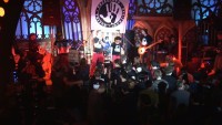 Qulturka „Teraz” (15-lecie zespołu, Piła, 7.03.2010) – kampania „Muzyka Przeciwko Rasizmowi” Stowarzyszenia „NIGDY WIĘCEJ”.